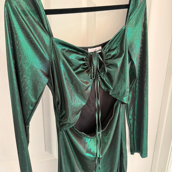NSR Emerald Green Metallic Cutout Ruched Midi Dress Long Sleeve Party Holiday M - Picture 4 of 8
